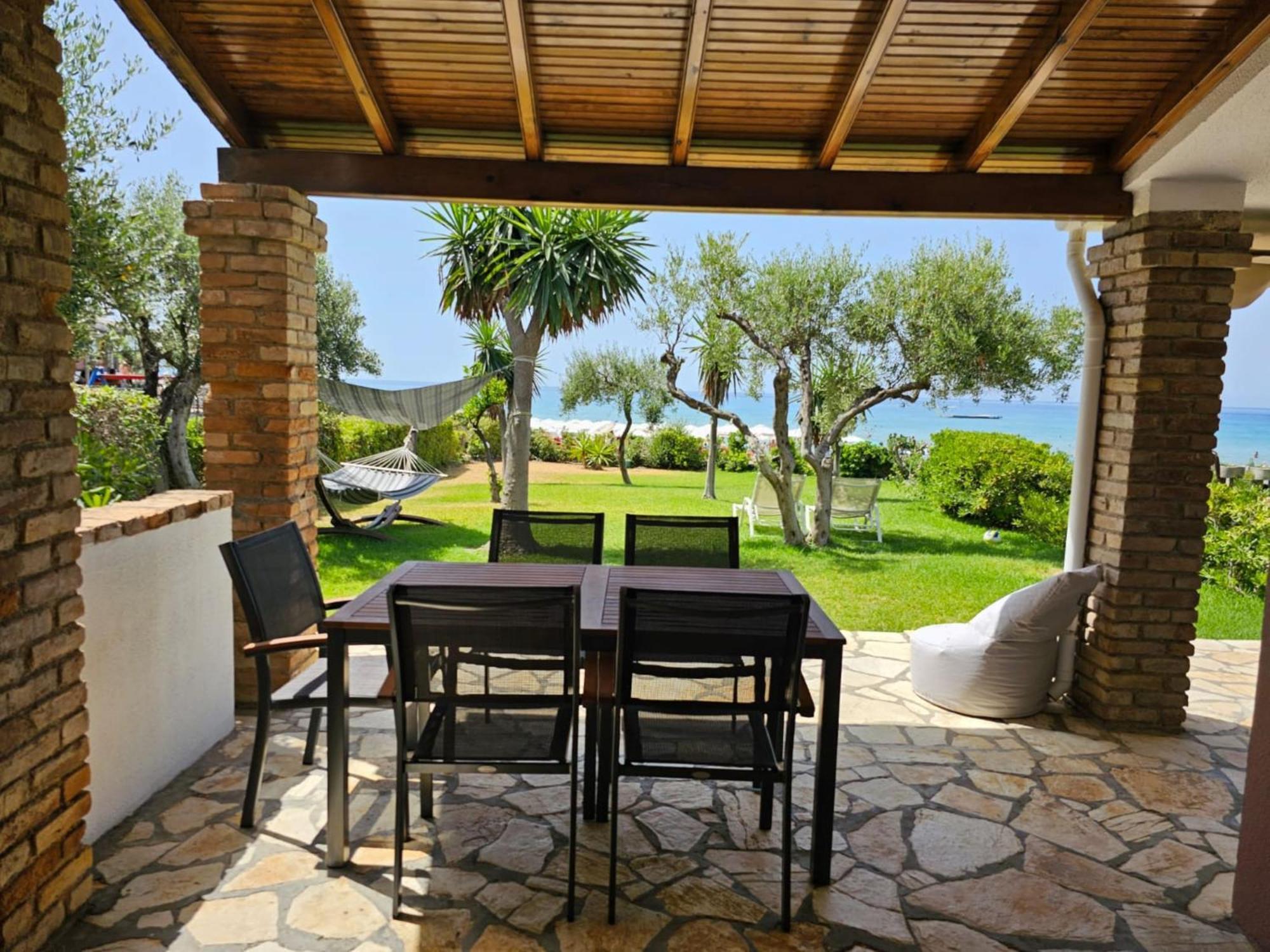 Glyfada Beachfront Apartment A3G Exterior photo